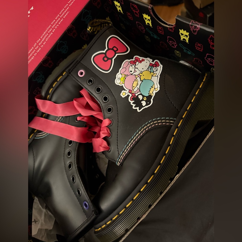 Dr. Martens  1460
Hello Kitty Boot Womens